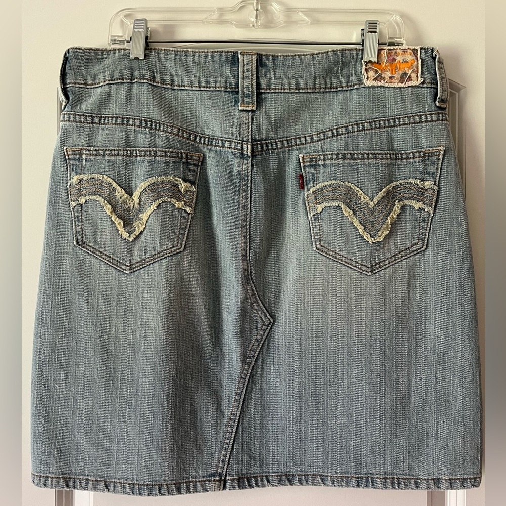 Unique Levi’s Denim Skirt, Size 14